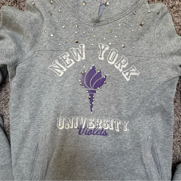 2016 Gray NYU Hoodie VS Pink - Picture 2 of 4